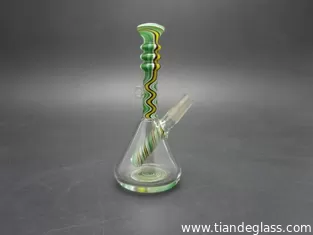 China High-quality color change Chinese Popular glass bongs small hanged on glass oil rigs Wp034 supplier