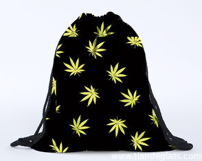 China Weed Drawstring Bags Cannabis Weed Marijuana Leaf Drawstring Bag Gym Smoking   Weed Pot Shit Kush Drawstring Weed Bag supplier