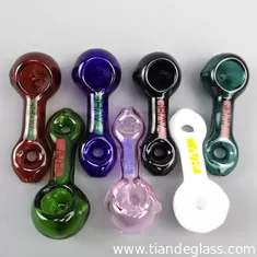 China Mini Spoon Pendant Pipe Glass Smoking Pipe HOT SALE Hand Pipes Spoon Pipes Amazing Heady Glass Pyrex Colorful Spoon pipe supplier