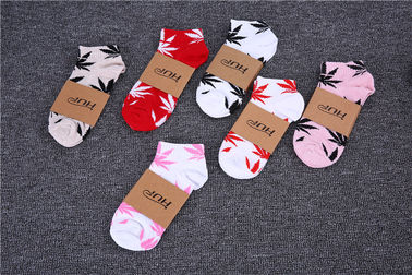 High Quality 420 Style Weed Socks For Women Men's Hip Hop Cotton Skateboard Sock Man Marijuana Socks supplier