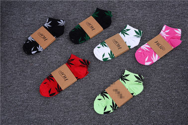 High Quality 420 Style Weed Socks For Women Men's Hip Hop Cotton Skateboard Sock Man Marijuana Socks supplier