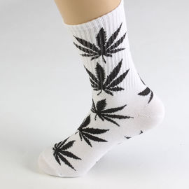 Cannabis Hemp Weed leaves pattern Soft Crew Socks Cotton Comfortable Socks Unisex Wholesale Small Orders supplier