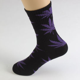 Cannabis Hemp Weed leaves pattern Soft Crew Socks Cotton Comfortable Socks Unisex Wholesale Small Orders supplier