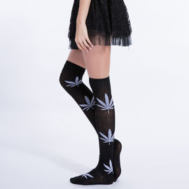 Wholesale Cannabis leaf Hemp leaf Weed leaves pattern Weed Socks Knee length cannabis 420 wear for distributor supplier